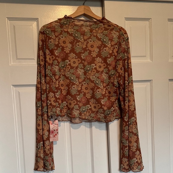 SHEIN Tops - SHEIN Brown Floral Mesh Long Sleeve Crop Top